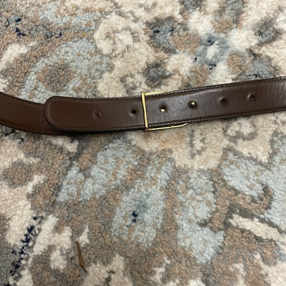 Dior Women’s Black Leather with Gold Detail Belt | 38 - Picture 5 of 7